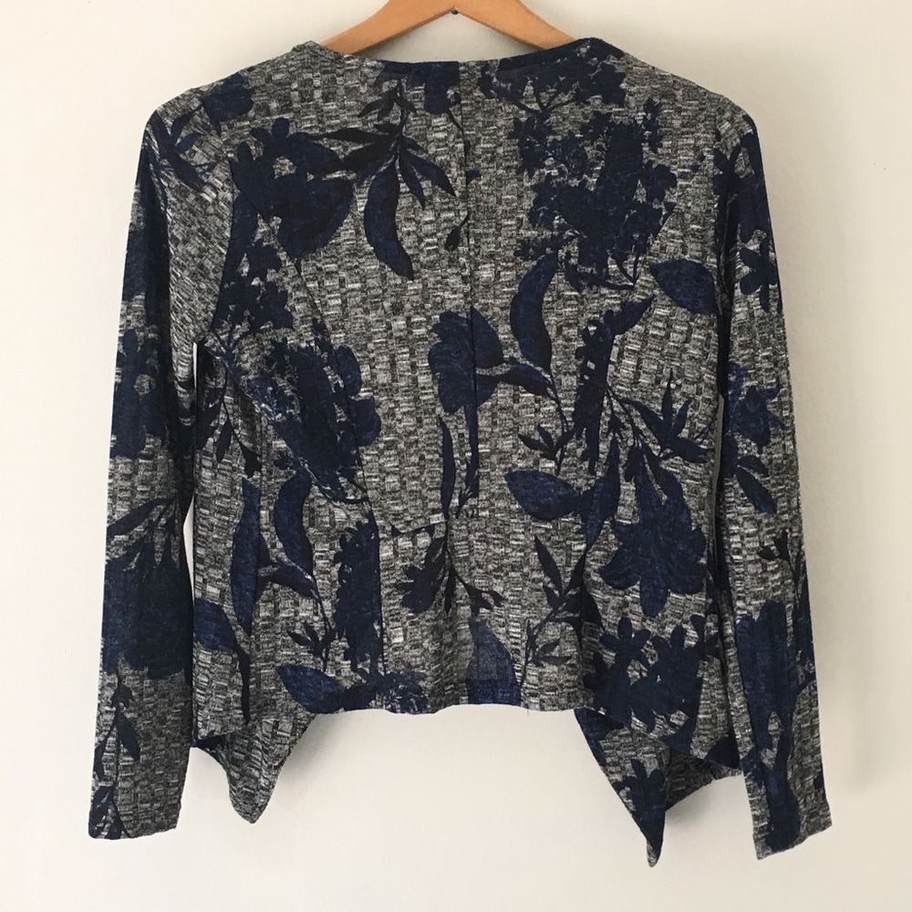 Laura Petites Boutique Cardigan Floral Asymmetric - Picture 5 of 8